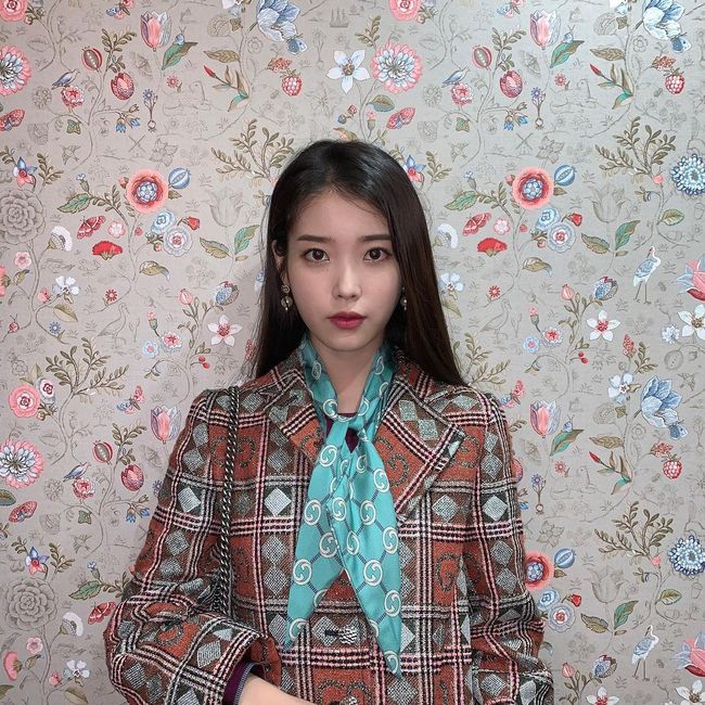 아이유 인스타그램