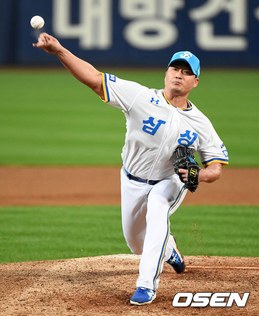 8회초 2사 1,3루에서 삼성 오승환이 역투하고 있다. /sunday@osen.co.kr