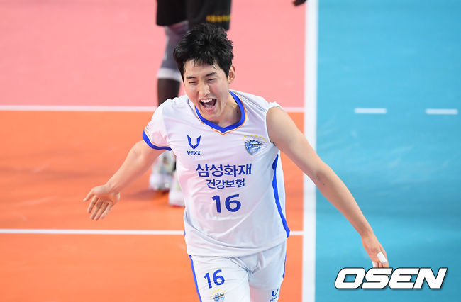 2세트 삼성화재 김동영이 환호하고 있다. / soul1014@osen.co.kr