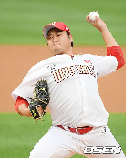 SK 와이번스 투수 김태훈.