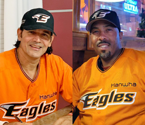 [사진] 수베로 감독-워싱턴 코치 /한화 이글스 제공