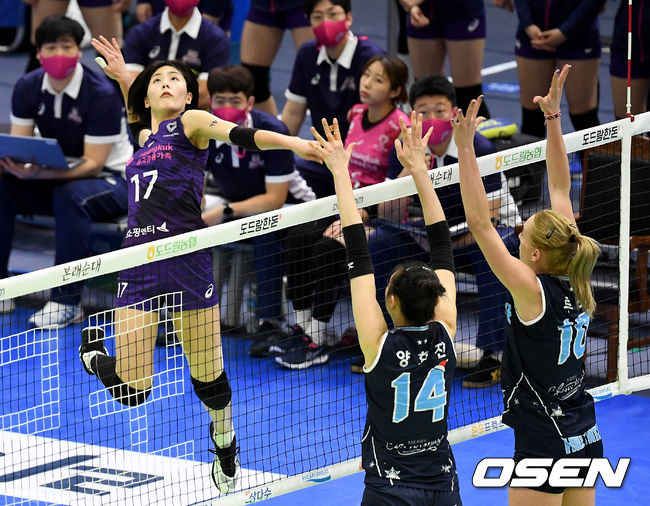 1세트, 흥국생명 이재영이 공격을 시도하고 있다. / dreamer@osen.co.kr