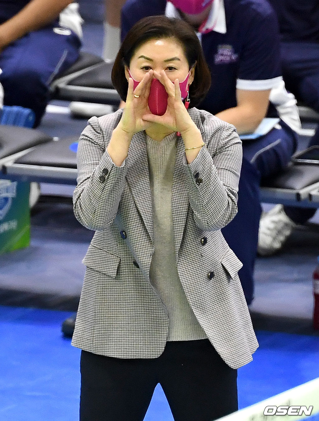 흥국생명 박미희 감독이 작전 지시를 내리고 있다. / dreamer@osen.co.kr