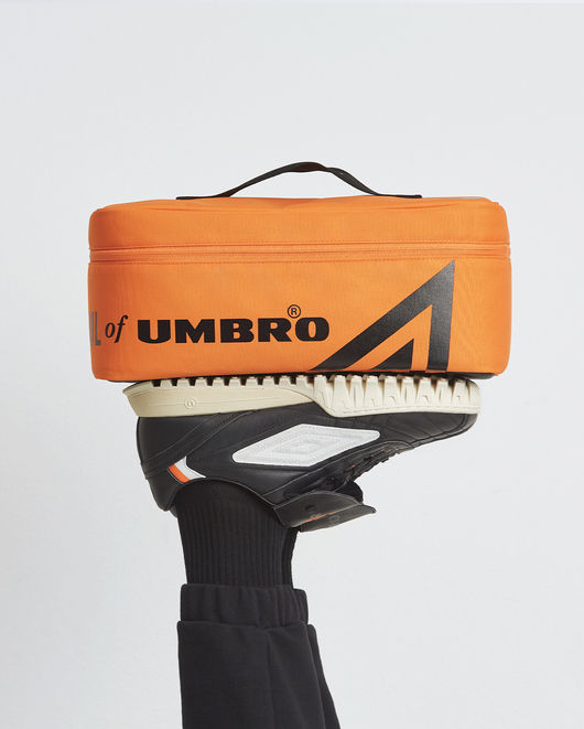 [사진]엄브로 제공