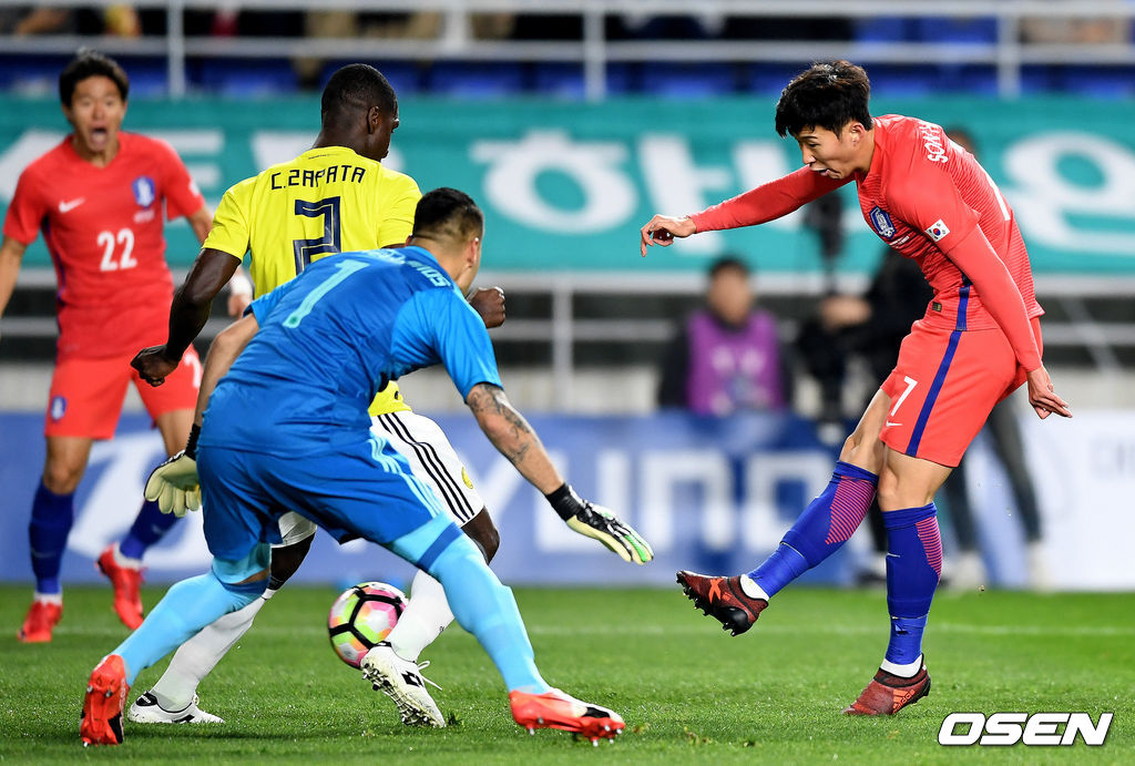 2017년 11월 10일 콜롬비아전 선제골