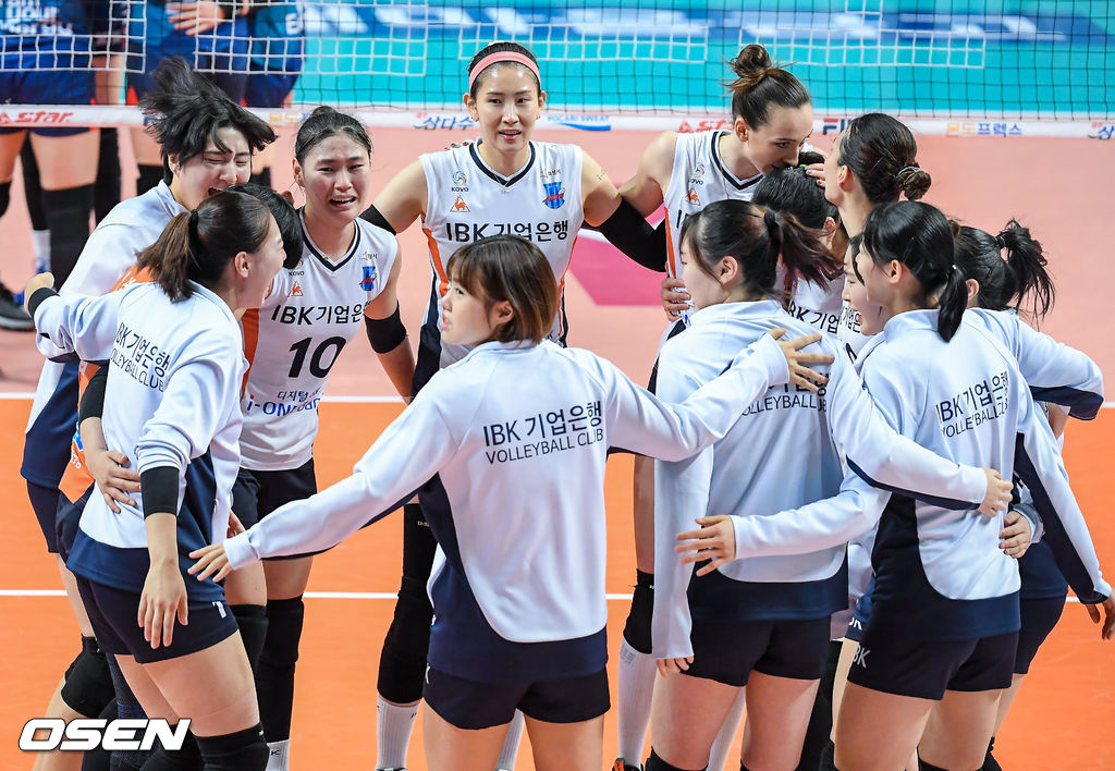 신연경과 경기 중 충돌 후 내심 미안했던 김주향의 걱정스러운 눈빛