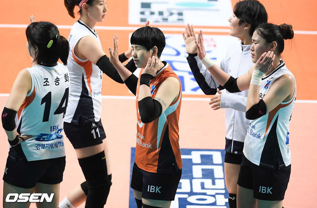 경기 후에도 쉽게 가시지 않는 목 통증