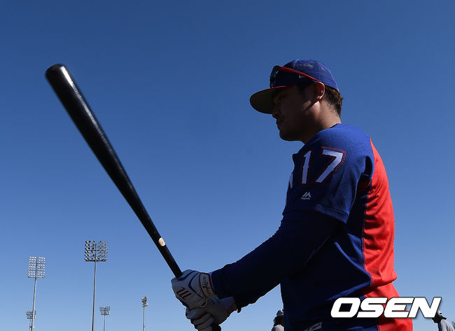 추신수가 타격 훈련을 준비하고 있다. /jpnews@osen.co.kr