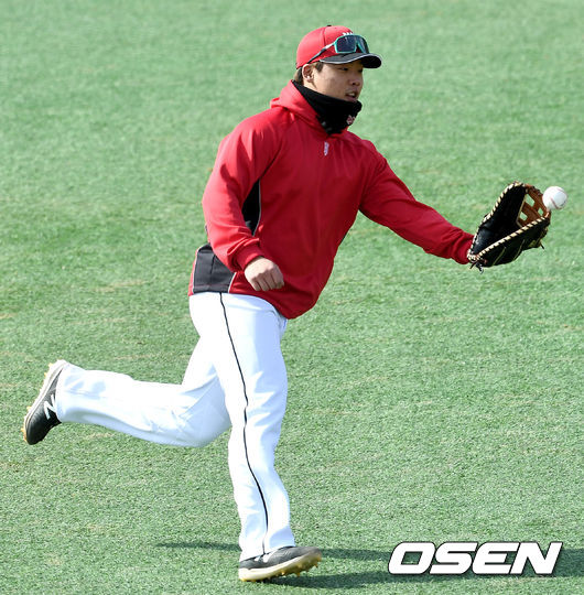KT 강백호가 수비 훈련을 하고 있다. / dreamer@osen.co.kr