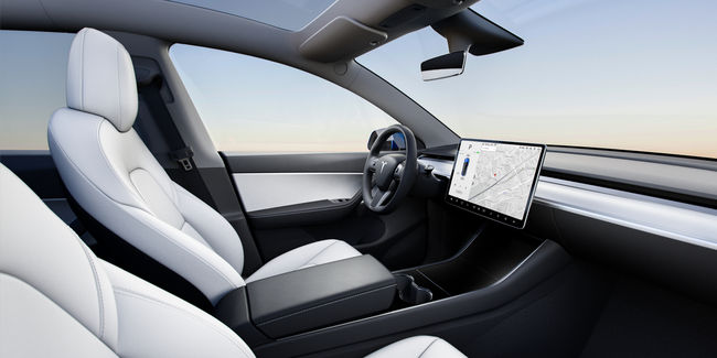 테슬라 모델 Y 내부. 