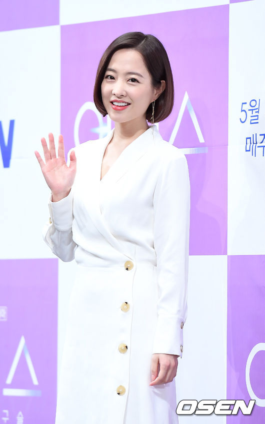 배우 박보영이 포토타임을 갖고 있다. / youngrae@osen.co.kr