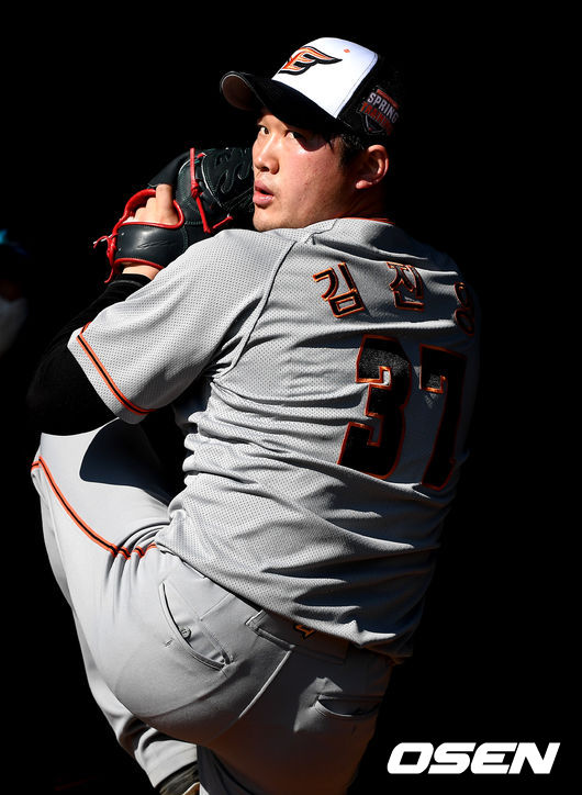 한화 김진영이 불펜 피칭을 하고 있다. / dreamer@osen.co.kr