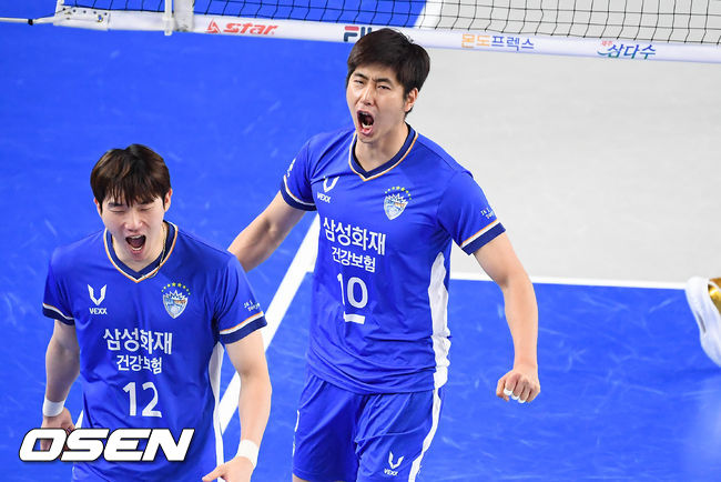 1세트 삼성화재 박상하가 득점 후 환호하고 있다. / soul1014@osen.co.co.kr