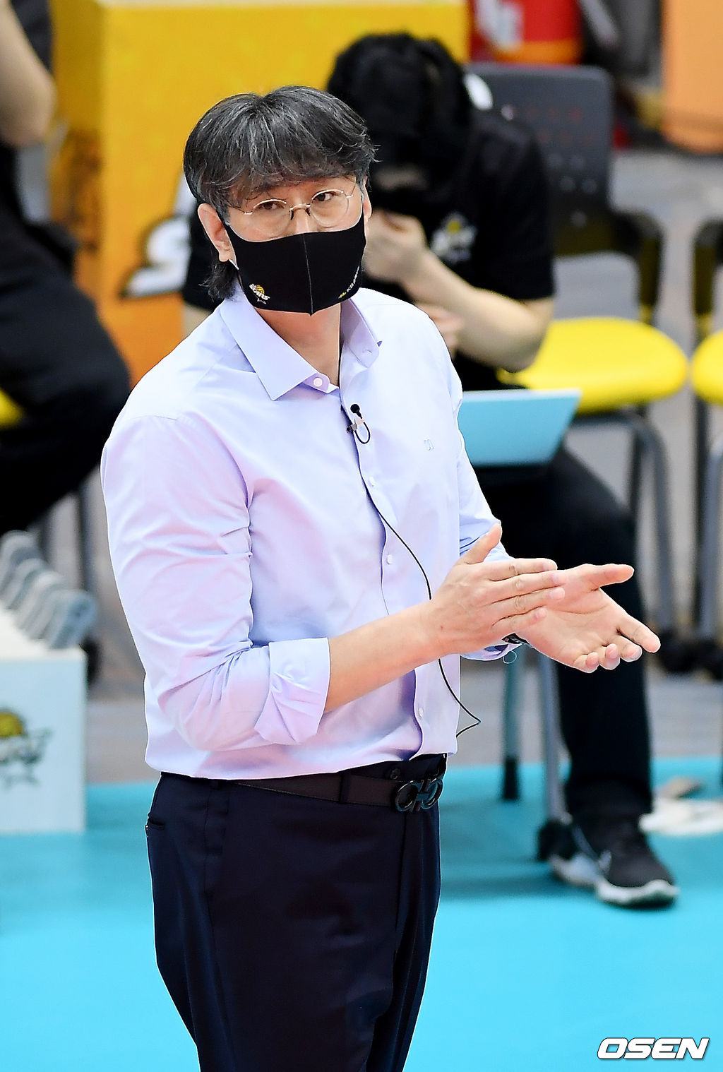 KB손해보험 이상열 감독이 선수들을 독려하고 있다. / youngrae@osen.co.kr