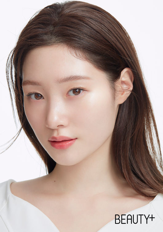 정채연