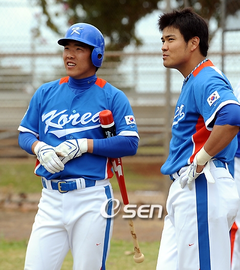[사진] 2009년 월드베이스볼클래식 대표팀 시절 정근우와 추신수.