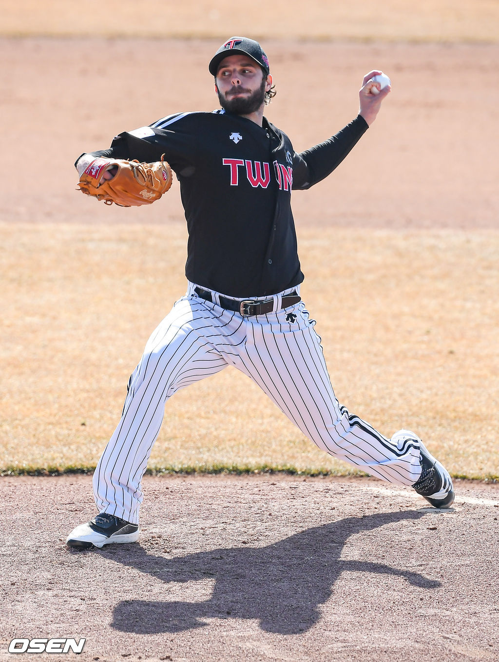 LG 수아레즈가 라이브피칭을 하고 있다.  / soul1014@osen.co.kr