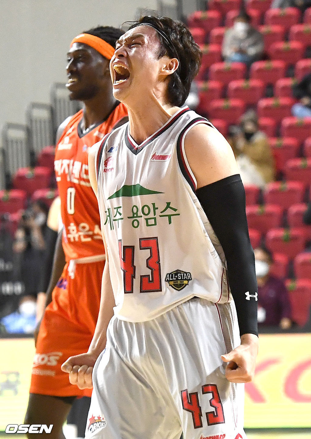 4쿼터, 오리온 이대성이 3점슛을 성공시킨 뒤 포효하고 있다. / dreamer@osen.co.kr