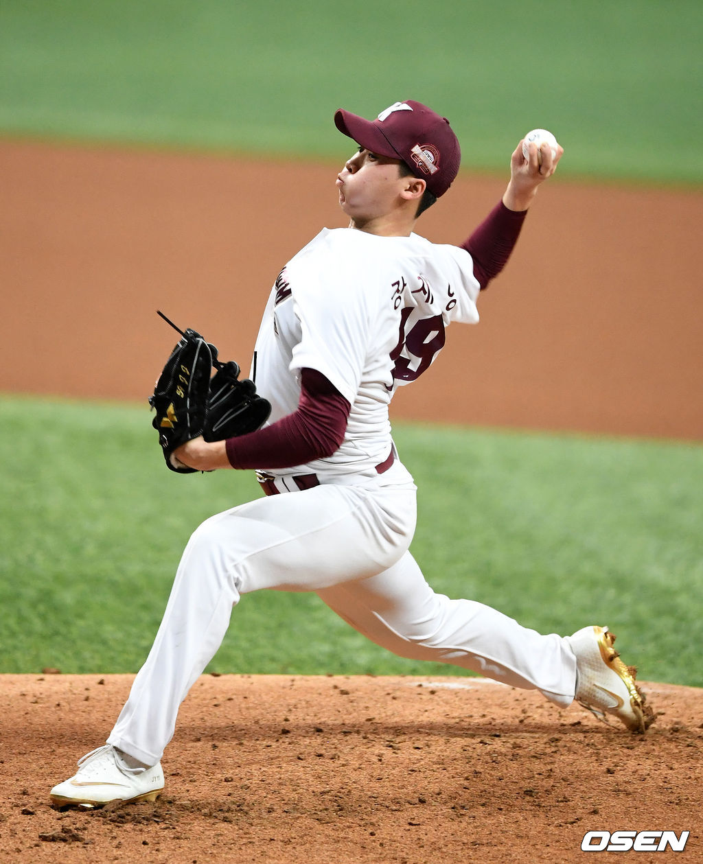 신인 장재영이 라이브 피칭을 하고 있다. /jpenws@osen.co.kr
