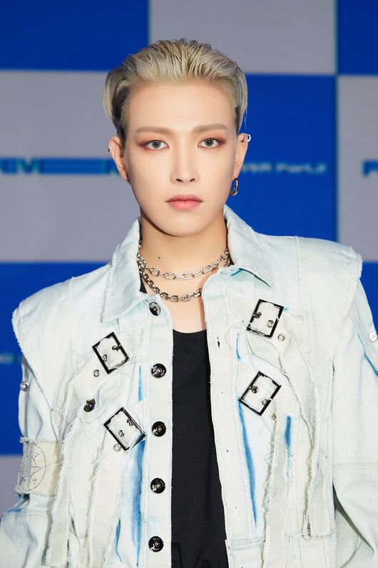 에이티즈 홍중
