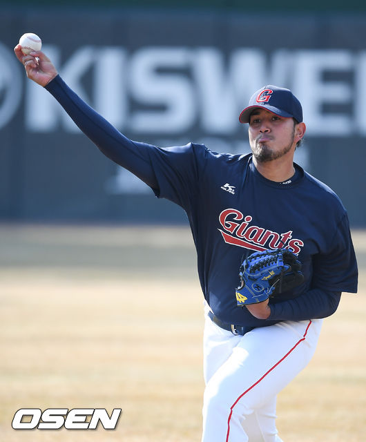 롯데 앤더슨 프랑코가 투구하고 있다. / soul1014@osen.co.kr