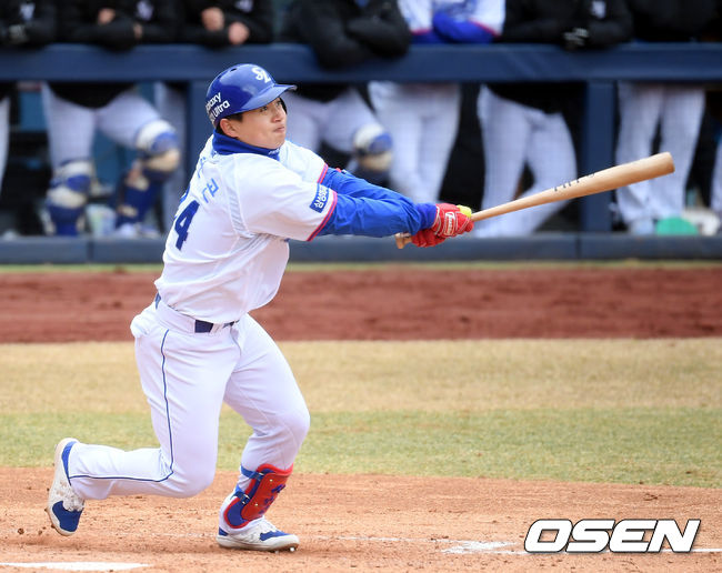 5회말 1사 1,2루 삼성 김헌곤이 스리런 홈런을 날리고 있다. /cej@osen.co.kr
