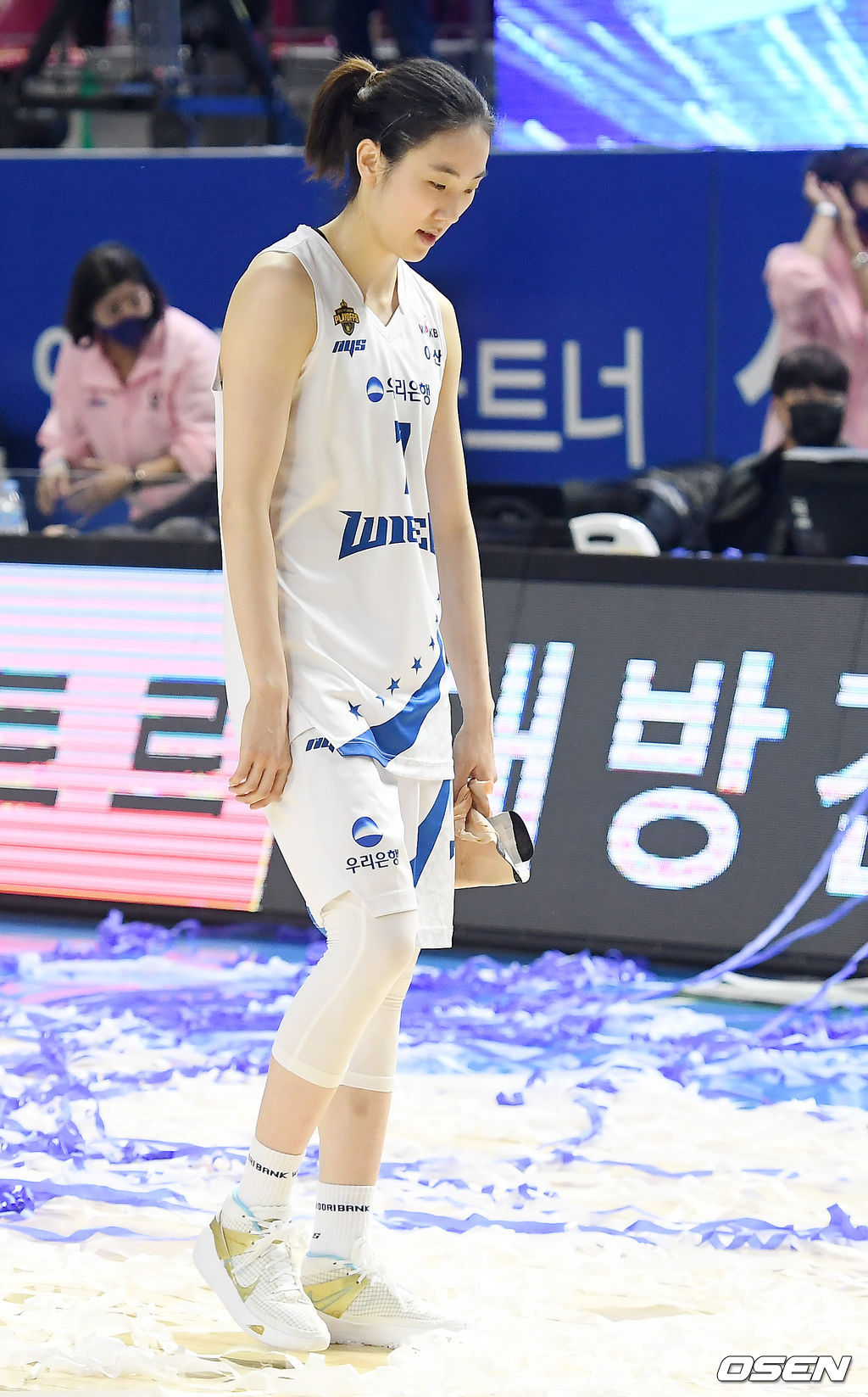 플레이오프 1차전 승리했지만 2차전 패배 후 고개 떨군 우리은행 박혜진