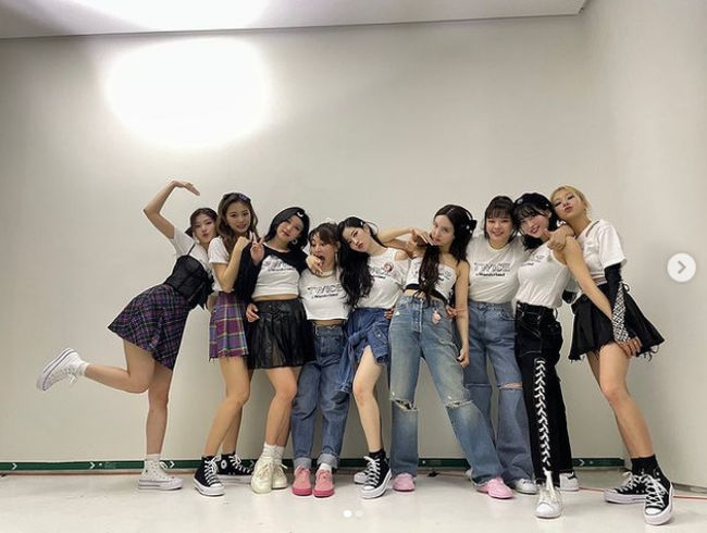 트와이스 공식 SNS