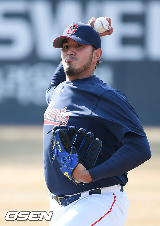 롯데 앤더슨 프랑코가 투구하고 있다. / soul1014@osen.co.kr