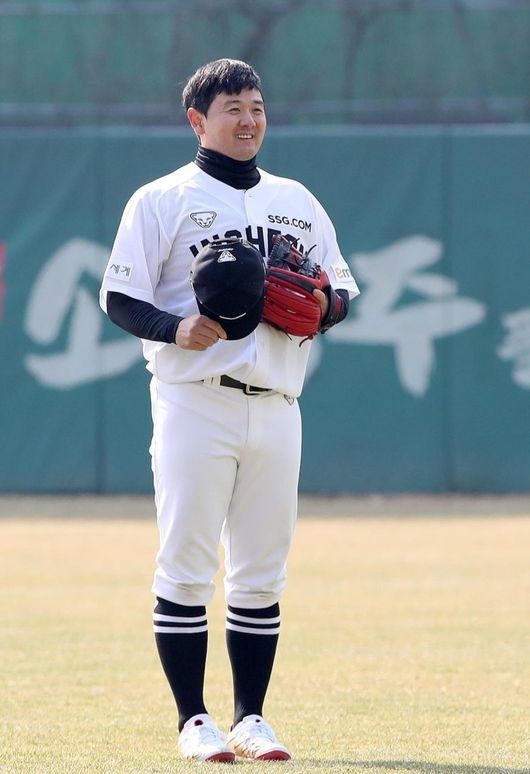 [사진] SSG 랜더스 내야수 최주환 / SSG 랜더스 제공