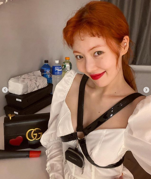 현아 SNS