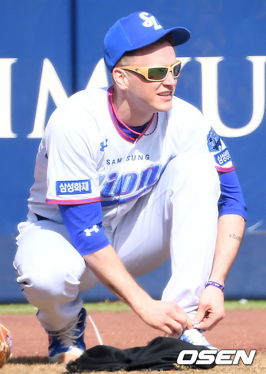 13일 오후 대구삼성라이온즈파크에서 삼성 라이온즈가 2021 스프링캠프 훈련을 가졌다.삼성 뷰캐넌이 훈련을 준비하고 있다./ksl0919@osen.co.kr