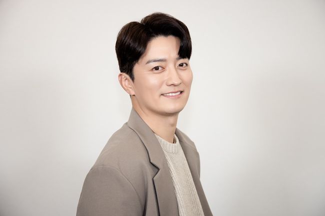 에이치앤드엔터테인먼트 제공
