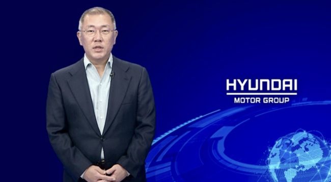 영상 메시지를 전하고 있는 정의선 회장. 