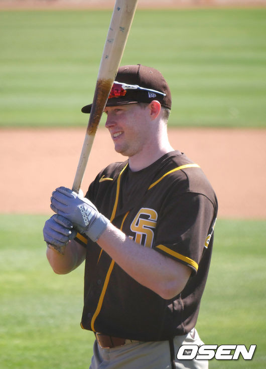 [OSEN=피오리아(미국 애리조나주), 이사부 통신원] 김하성의 2루 경쟁 상대인 제이크 크로넨워스가 훈련을 하고 있다. /lsboo@osen.co.kr