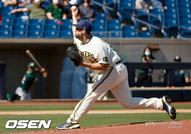 [사진] 밀워키 조쉬 린드블럼. ⓒGettyimages(무단전재 및 재배포 금지)