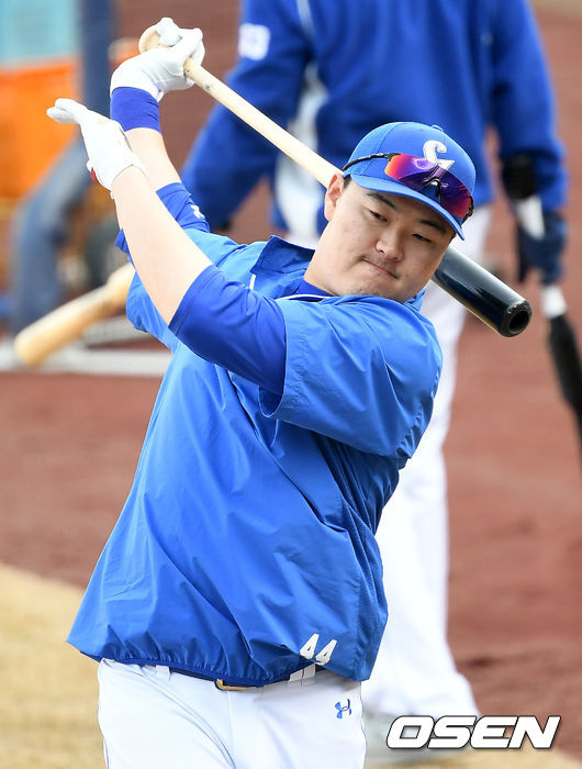 13일 오후 대구삼성라이온즈파크에서 삼성 라이온즈가 2021 스프링캠프 훈련을 가졌다.삼성 오재일이 타격훈련을 하고 있다./ksl0919@osen.co.kr