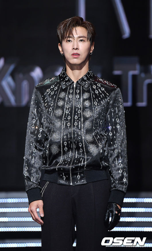 유노윤호가 포토타임을 갖고 있다. /youngrae@osen.co.kr 