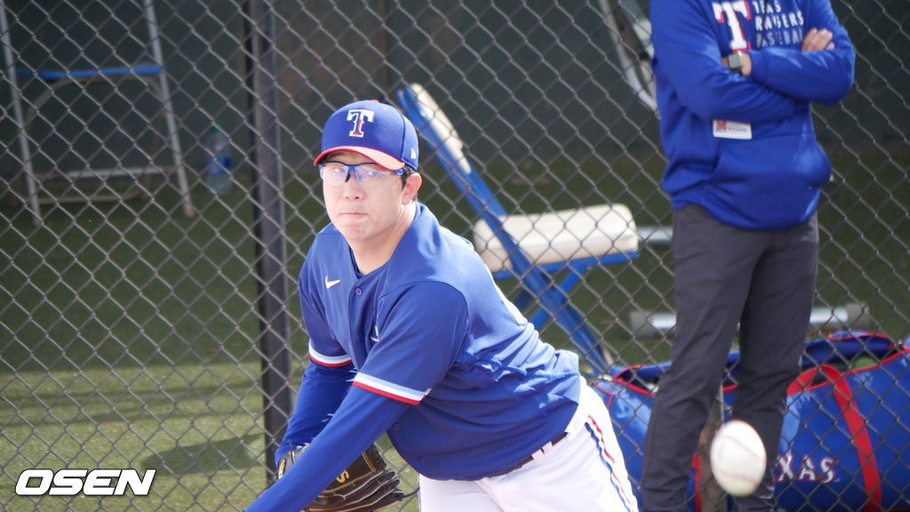 [OSEN=서프라이즈(미 애리조나주), 이사부 통신원] 텍사스 레인저스의 양현종.  /lsboo@osen.co.kr