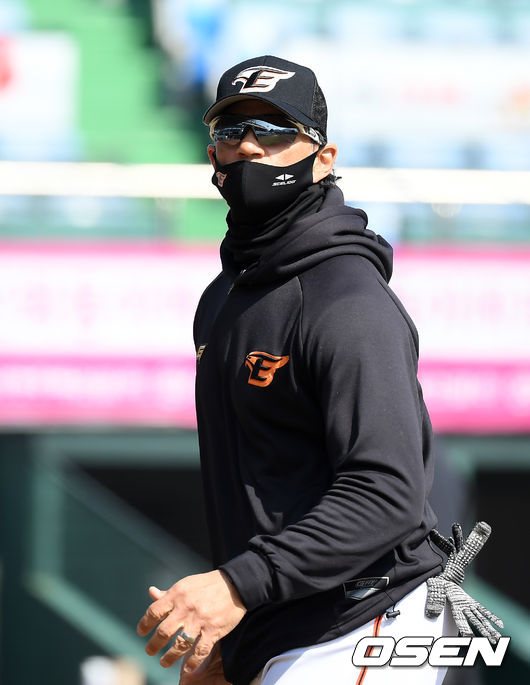 한화 로사도 투수코치 /cej@osen.co.kr