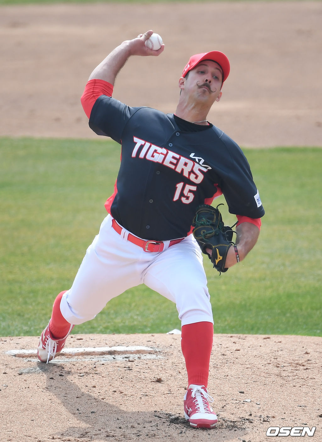 1회말 KIA 선발투수 멩덴이 역투하고 있다. / soul1014@osen.co.kr