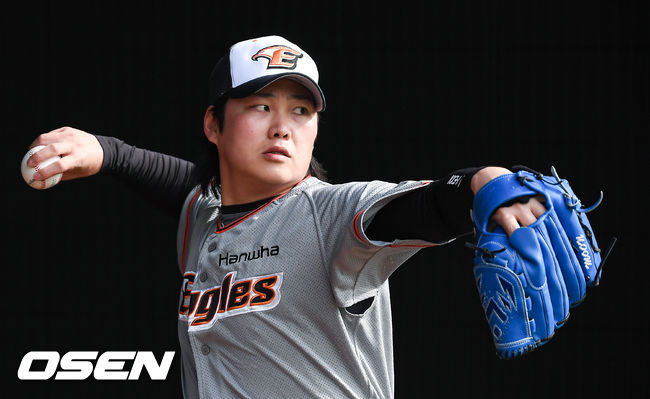 한화 문동욱이 불펜 피칭을 하고 있다.  / soul1014@osen.co.kr