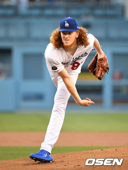 1회초 다저스 메이가 역투하고 있다. /jpnews@osen.co.kr