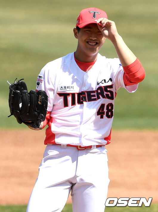 KIA 이의리가 투구를 마치고 웃고 있다. / dreamer@osen.co.kr