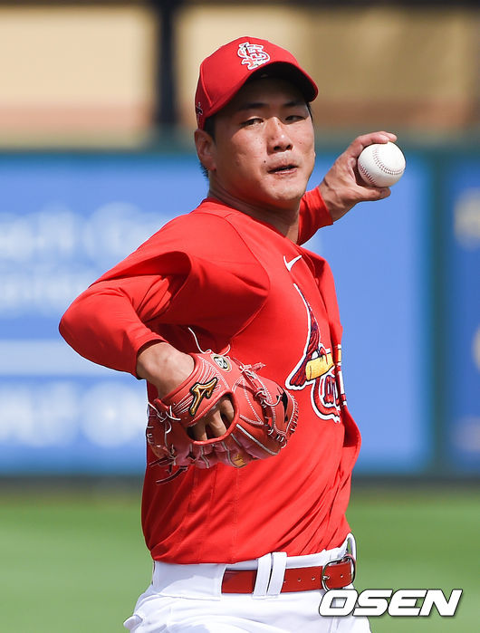 1회초 세인트루이스선발투수 김광현이 역투하고 있다/ soul1014@osen.co.kr