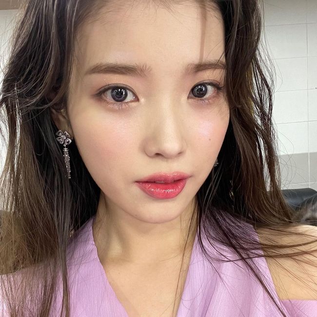 아이유 인스타그램