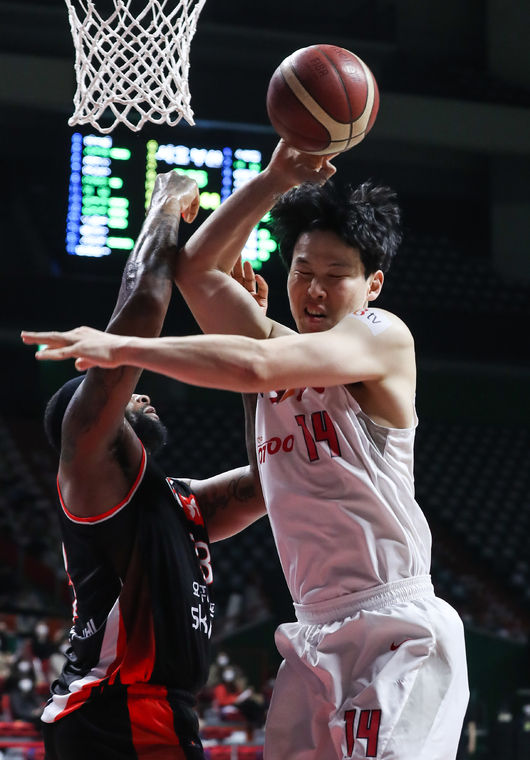 [사진]최부경 /KBL 제공