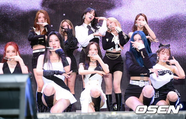 우주소녀가 멋진 무대를 펼치고 있다. / soul1014@osen.co.kr