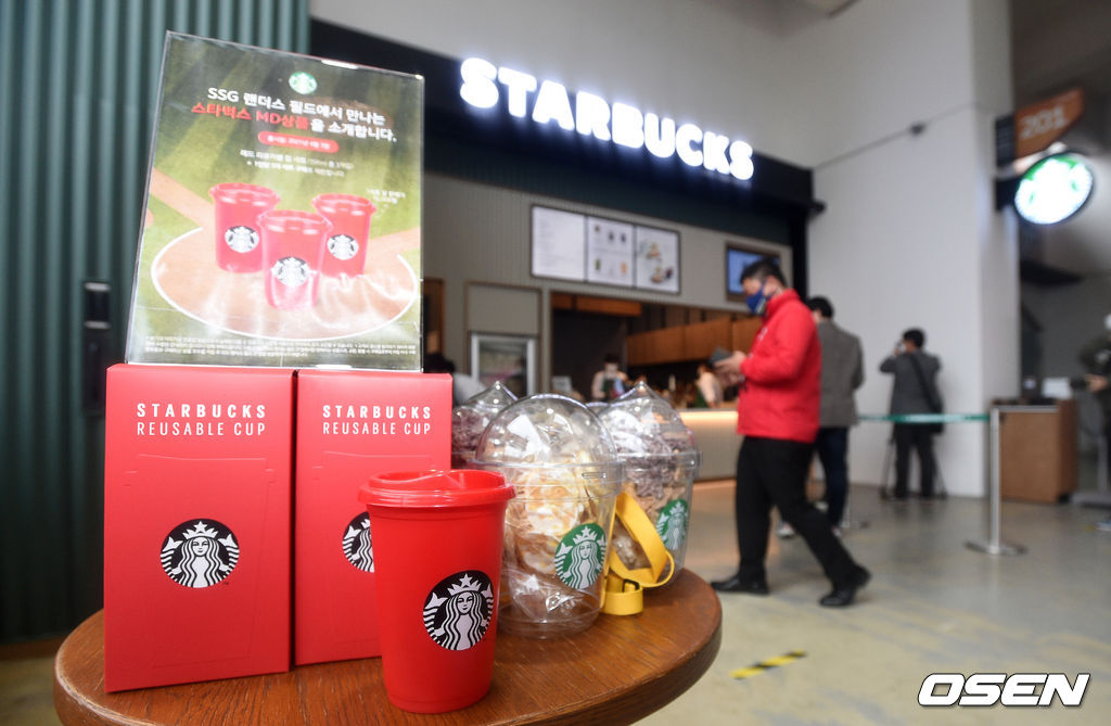 ‘2021 신한은행 SOL KBO 리그’ 롯데 자이언츠와 시즌 1차전을 앞둔 3일 새롭게 단장한 홈구장 인천SSG랜더스필드가 공개됐다. /sunday@osen.co.kr