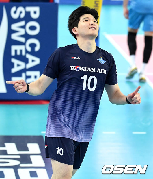 3세트, 대한항공 정지석이 블로킹을 성공 시킨 뒤 기뻐하고 있다. / dreamer@osen.co.kr